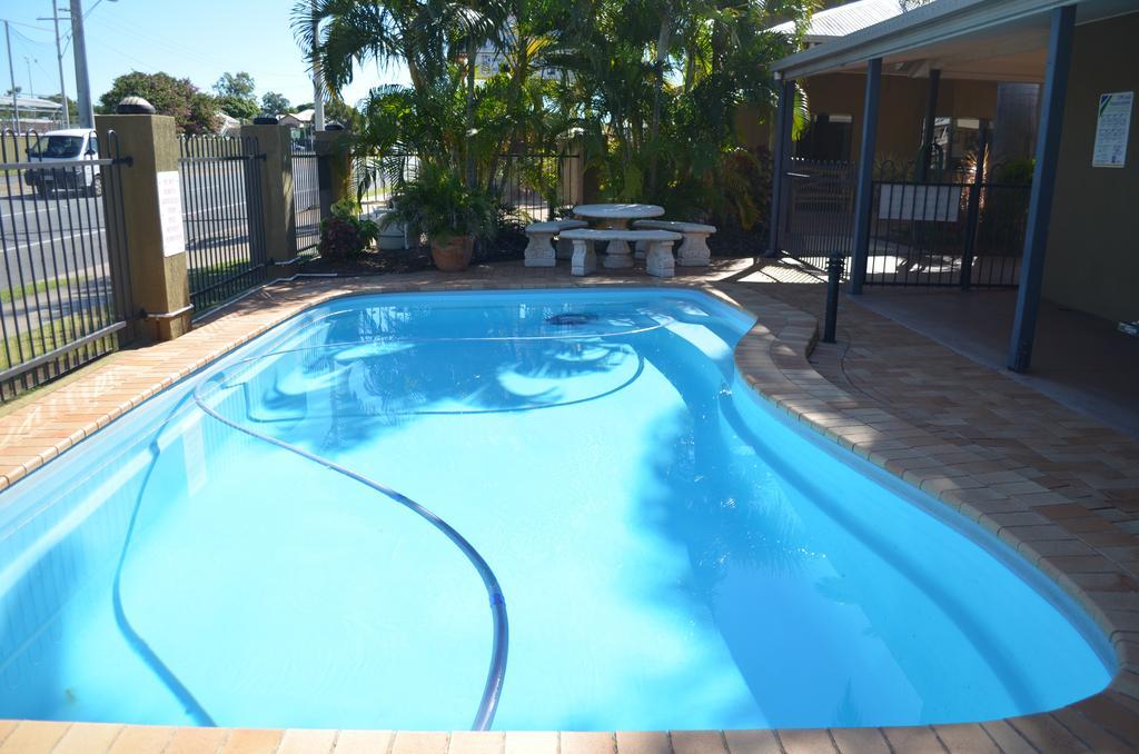 Rockhampton Palms Motor Inn מראה חיצוני תמונה