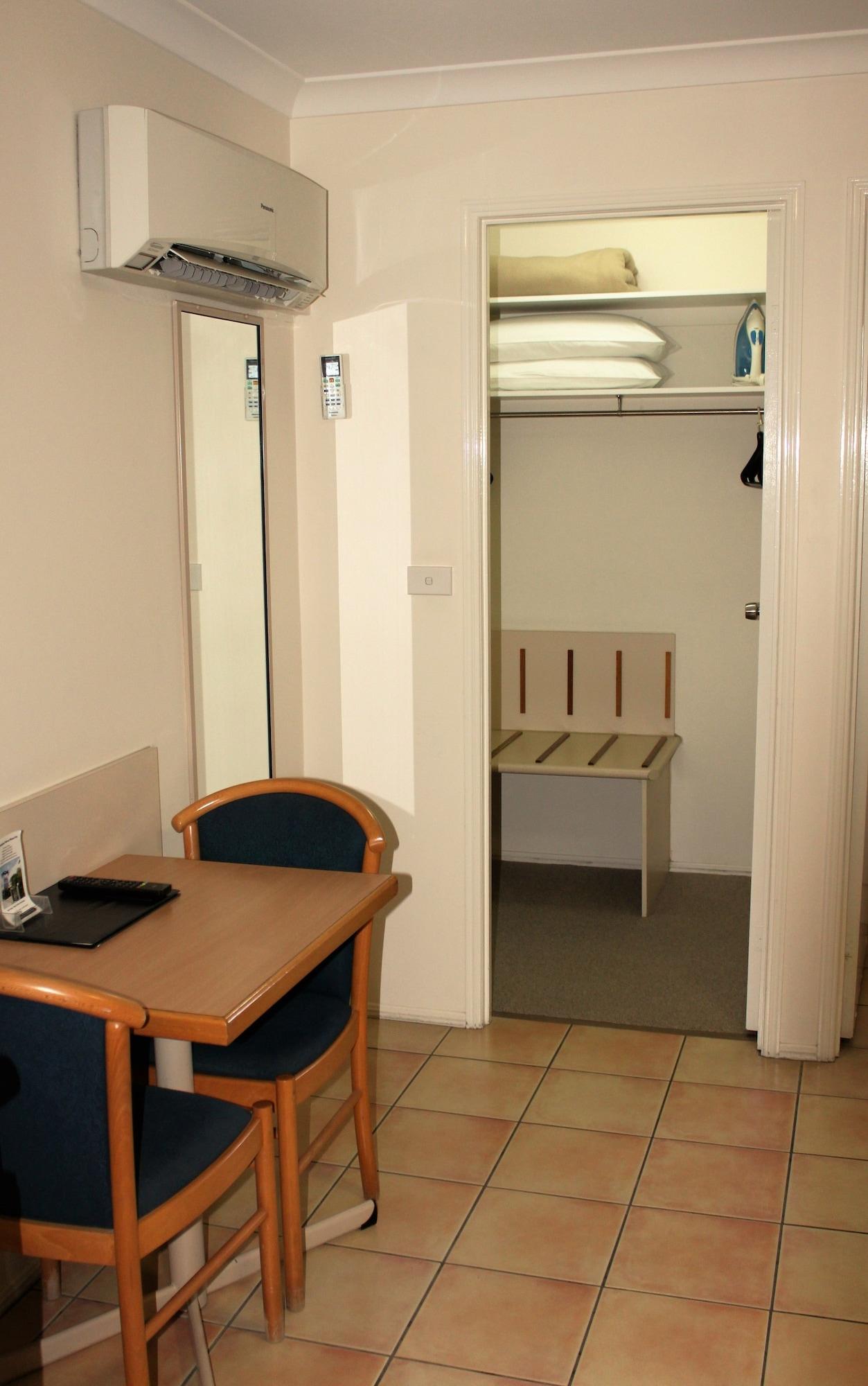 Rockhampton Palms Motor Inn מראה חיצוני תמונה