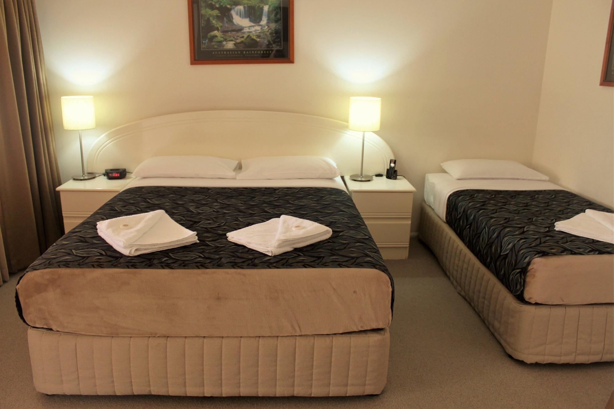 Rockhampton Palms Motor Inn מראה חיצוני תמונה