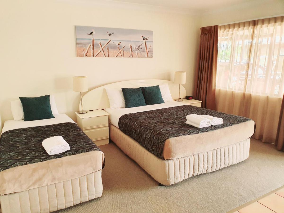 Rockhampton Palms Motor Inn מראה חיצוני תמונה