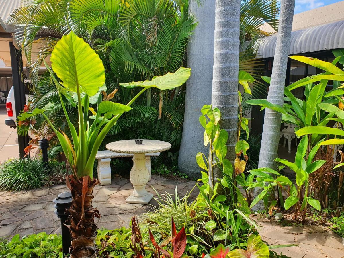 Rockhampton Palms Motor Inn מראה חיצוני תמונה