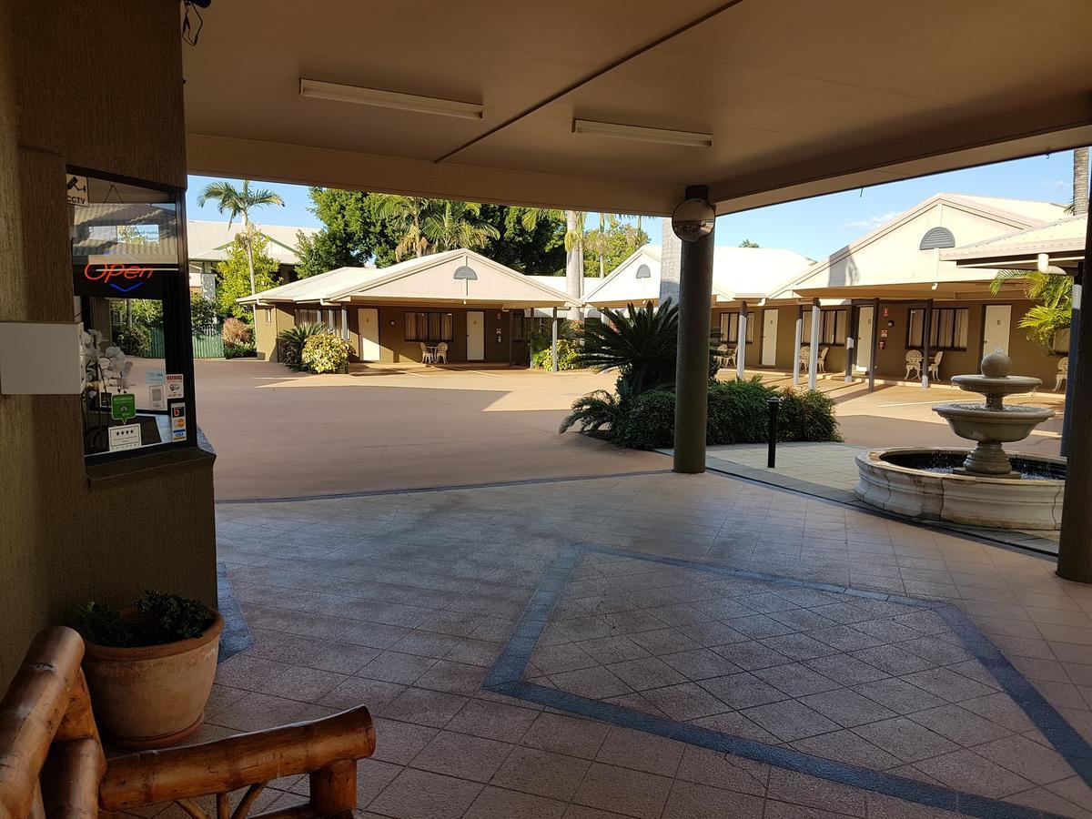 Rockhampton Palms Motor Inn מראה חיצוני תמונה