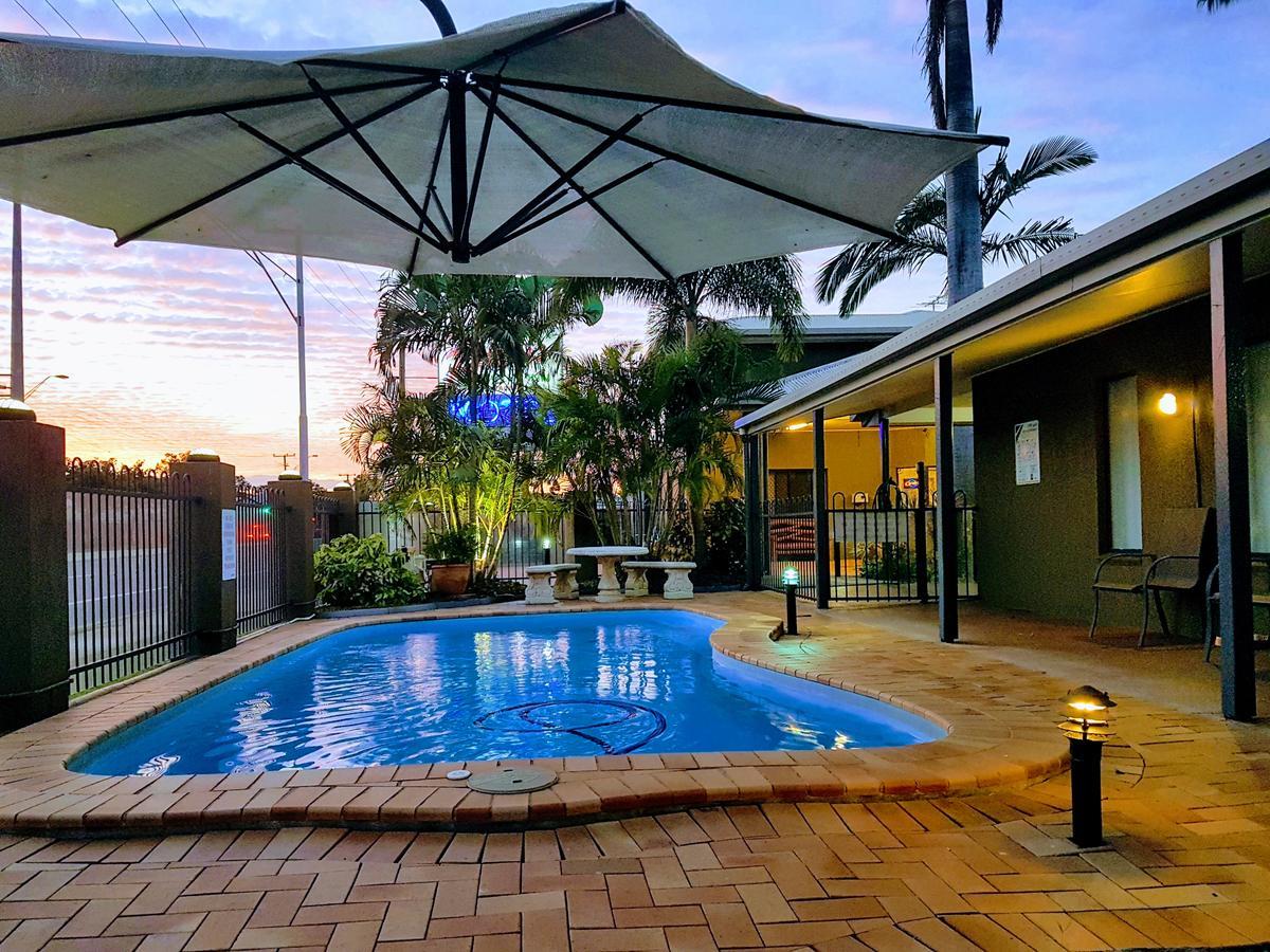 Rockhampton Palms Motor Inn מראה חיצוני תמונה