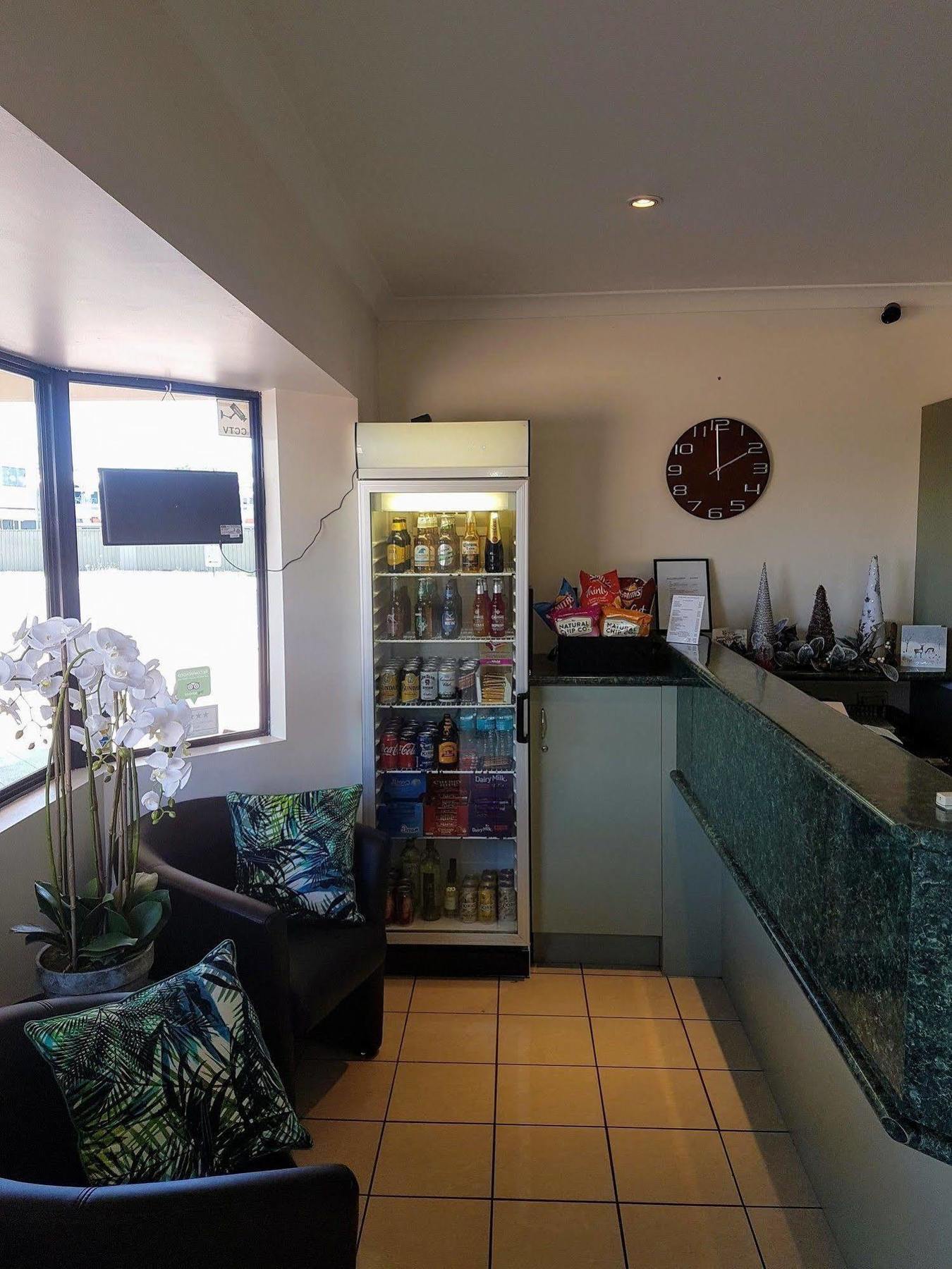 Rockhampton Palms Motor Inn מראה חיצוני תמונה