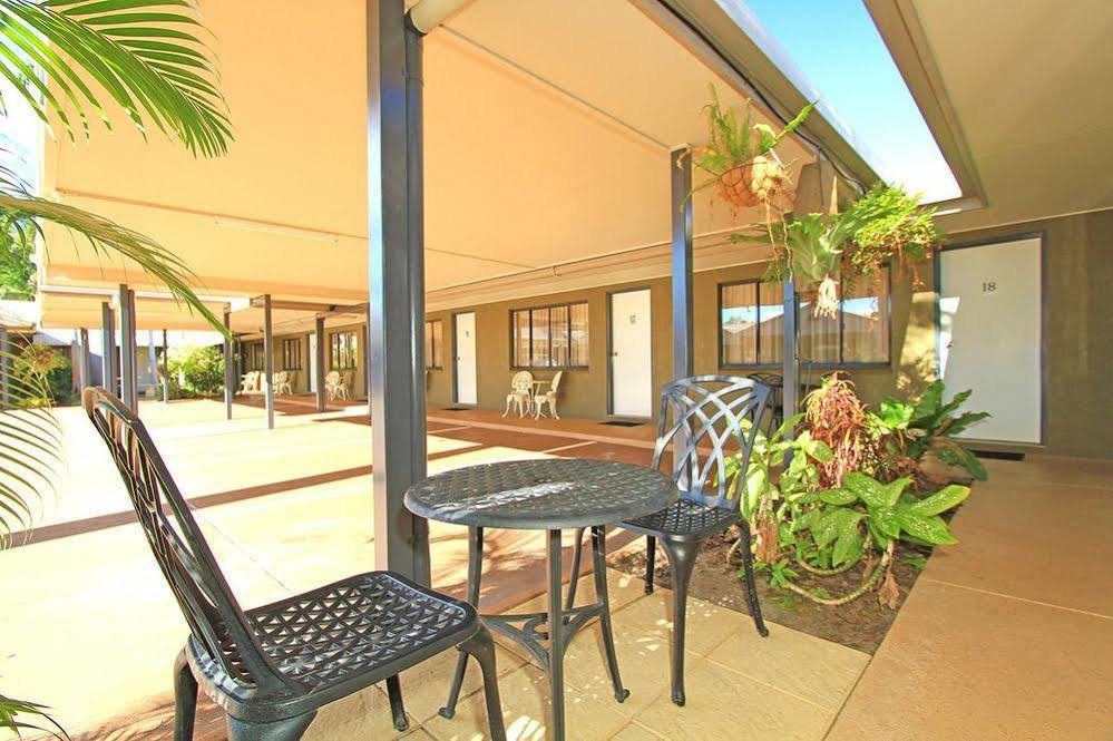 Rockhampton Palms Motor Inn מראה חיצוני תמונה